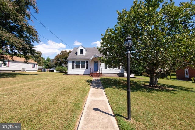 209 Buena Vista Ave, Cambridge