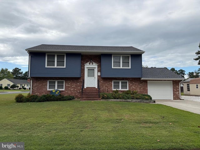 9 Merryweather Dr, Cambridge