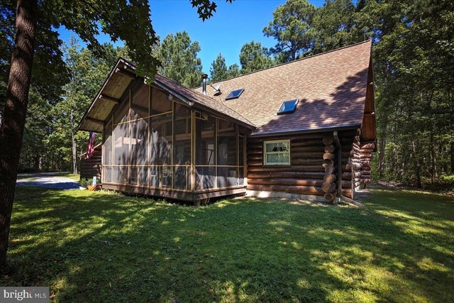 1403 Town Point Rd, Cambridge