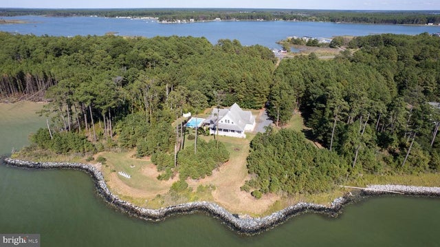 5332 Ragged Point Rd, Cambridge