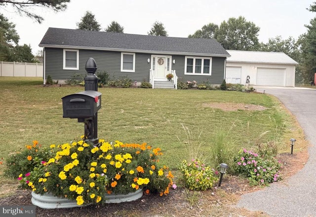 6808 Hallowell Dr, Hurlock