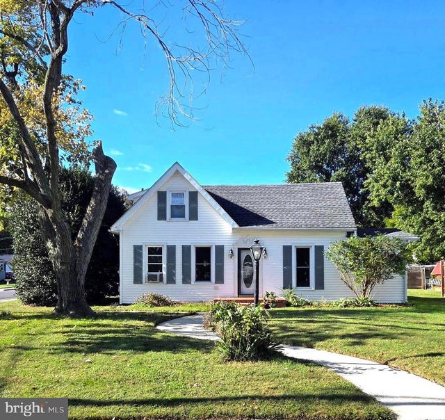 405 Leonards Ln, Cambridge