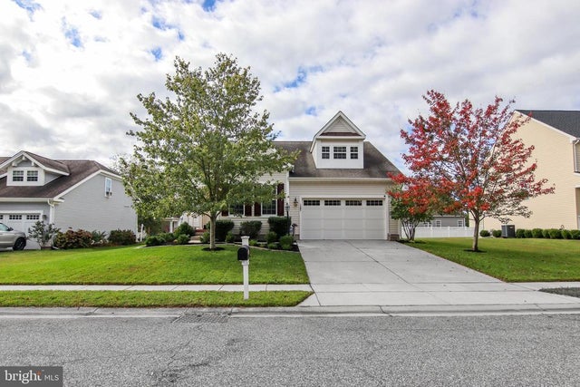 127 Regulator Dr N, Cambridge