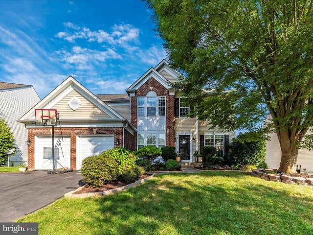 4 Jeffrey Ln, Brunswick