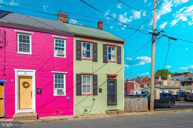 15 Degrange St, Frederick