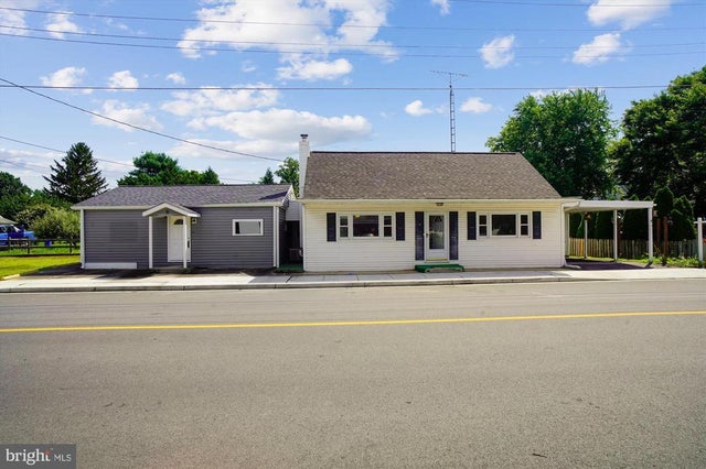 4 Maple Ave, Walkersville