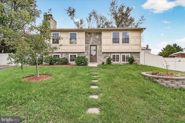 1394 Rollinghouse Dr, Frederick