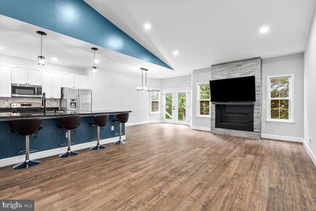 815 Aztec Dr, Frederick