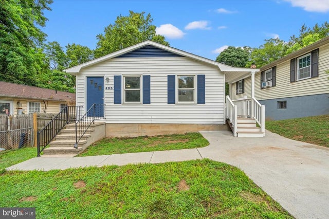 403 E F St, Brunswick