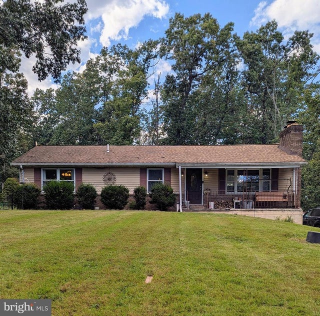 10028-a Pine Tree Rd, Woodsboro