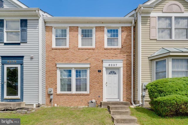 6237 N Steamboat Way, New Market