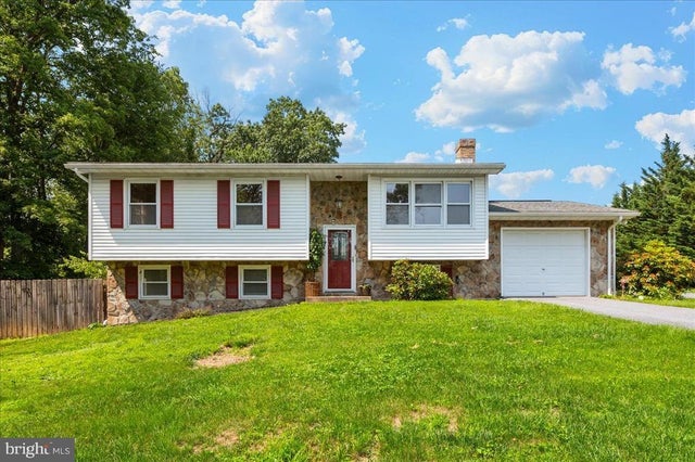 11584 Liberty Oak Dr, Frederick