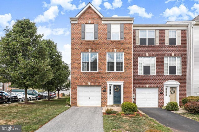 2100 Paxton Ter, Frederick