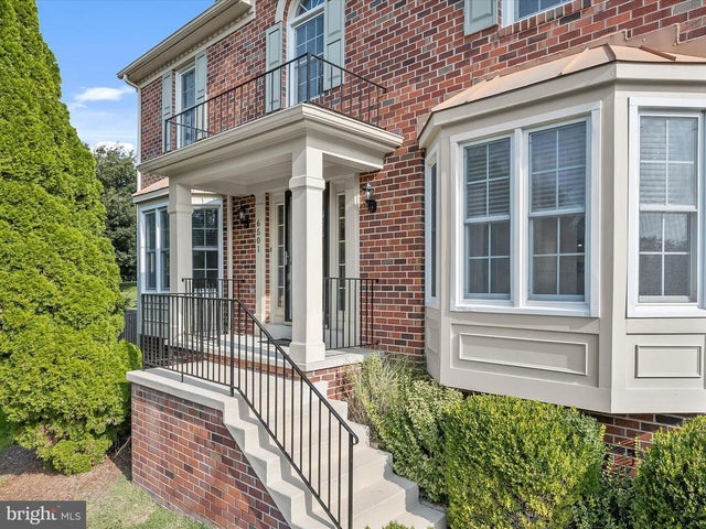 6501 N Shore Sq, New Market