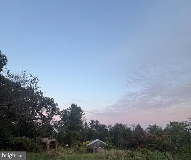 7023 Edgemont Rd, Frederick