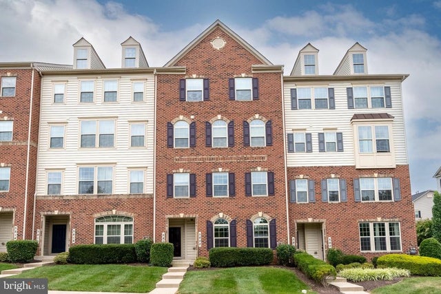 5822 Oakdale Village Rd, Ijamsville