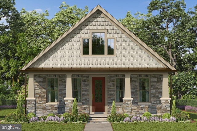 1 Mayapple Ln, Frederick