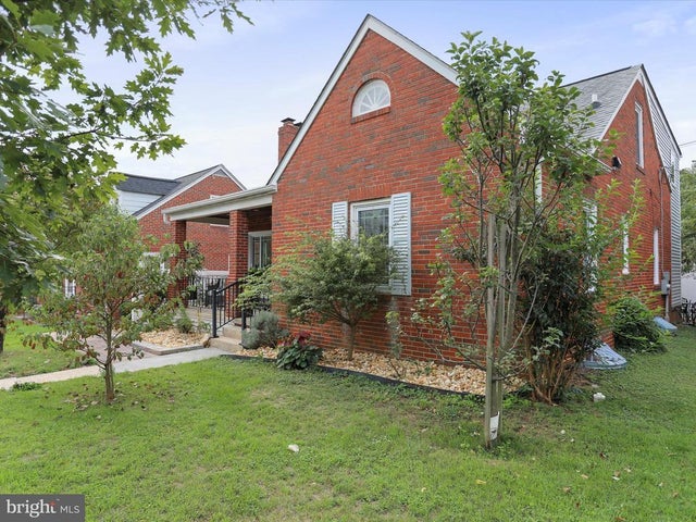 102 Frederick Ave, Frederick