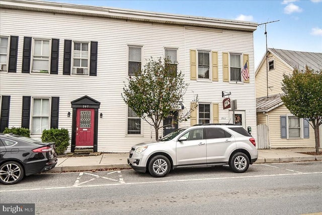 209 W Main St, Emmitsburg