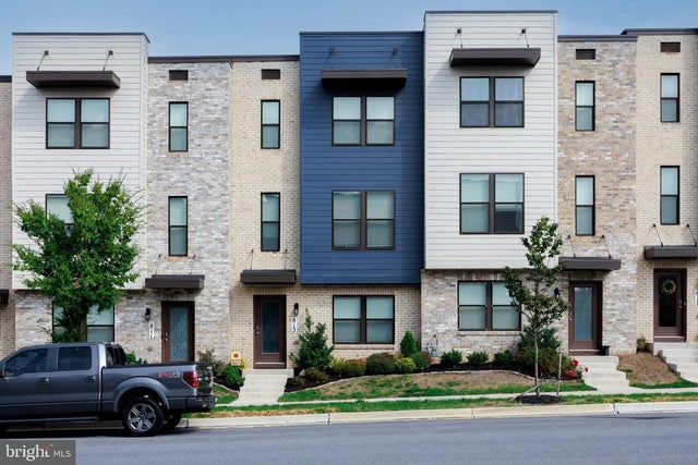 813 Bond St, Frederick