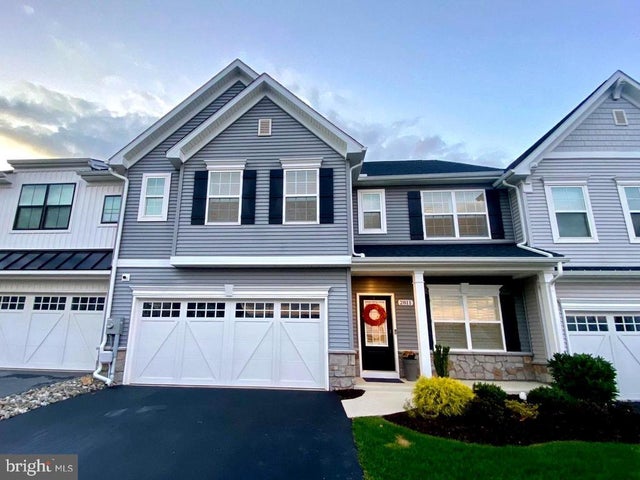 2811 Hillfield Dr, Frederick