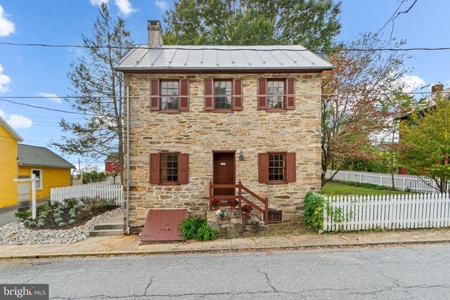 120 E Main St, Burkittsville