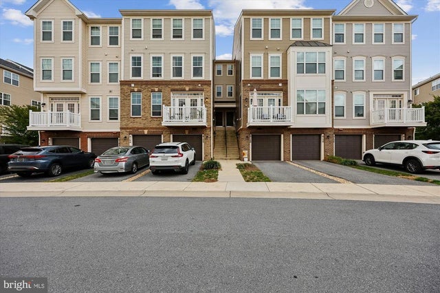 6146 Murray Ter, Frederick