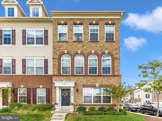 5918 Jefferson Commons Way, Frederick