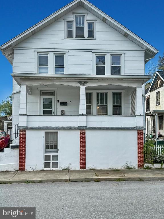 9 3rd Ave, Brunswick