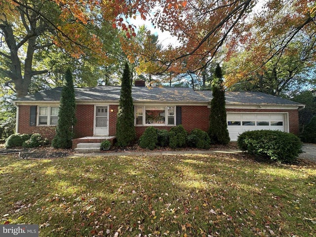 10 Linden Blvd, Middletown