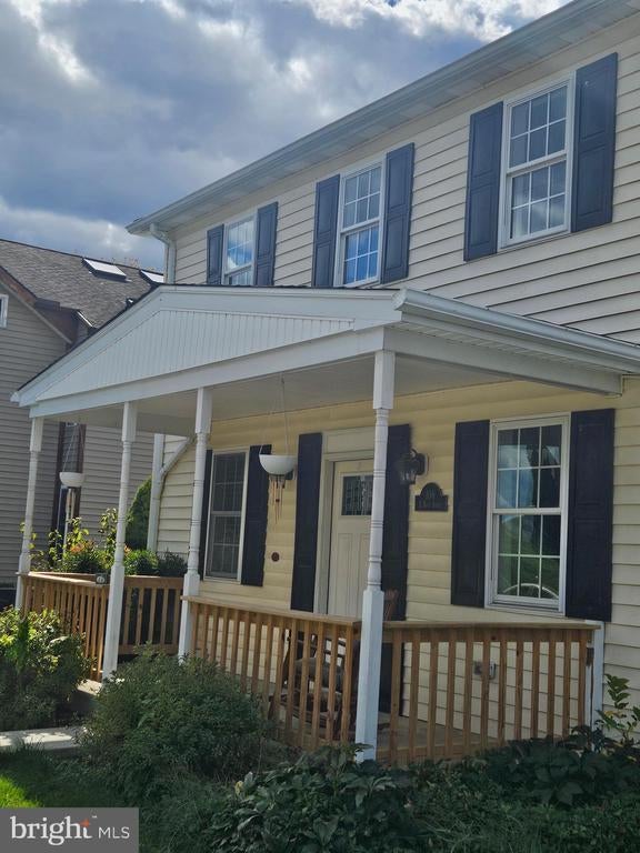 106 E Main St, Burkittsville