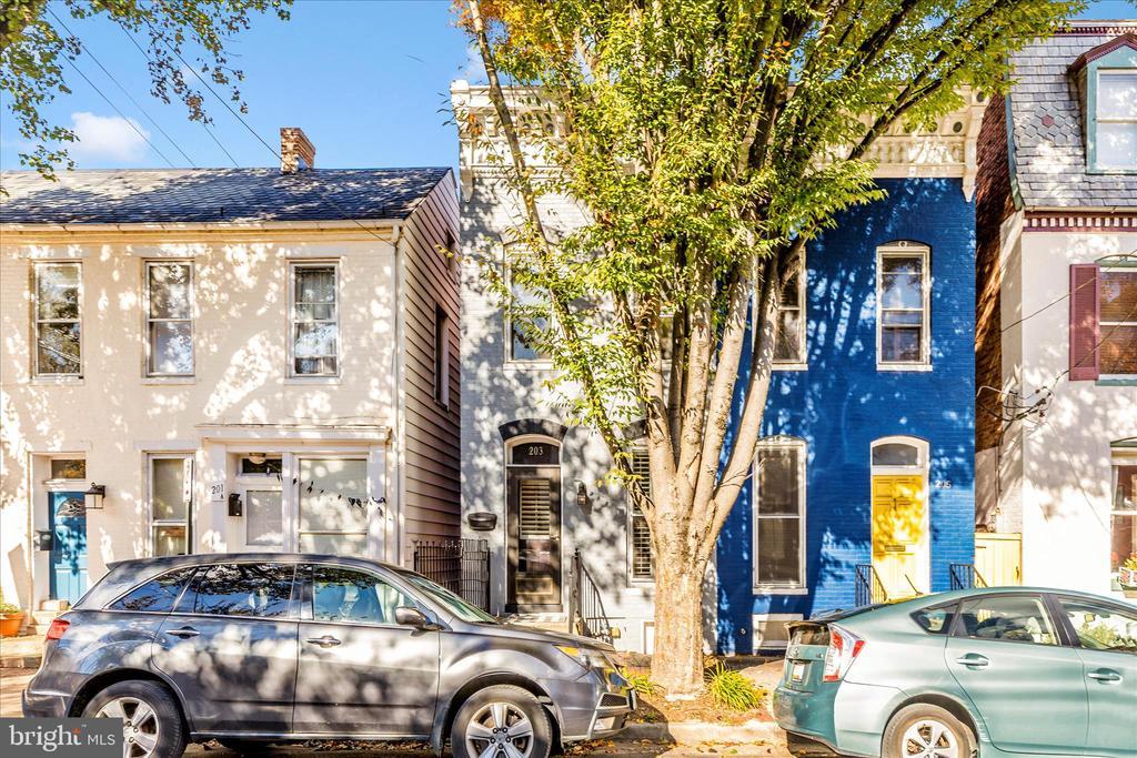 203 E 3rd St, FREDERICK