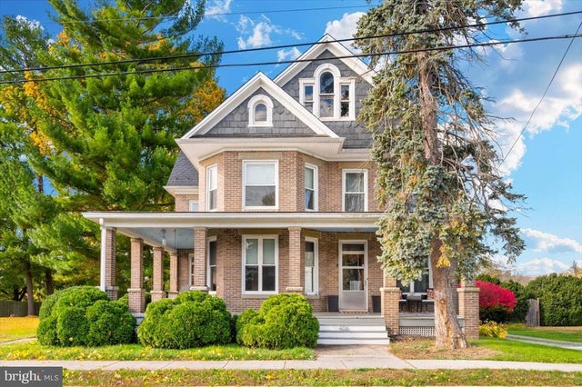 406 Main, Myersville