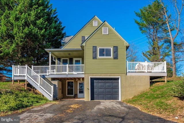 101 Arnold Alley, Woodsboro