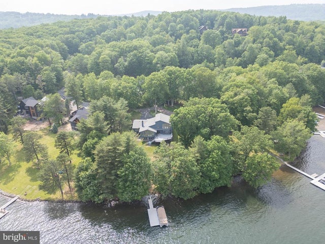 62 Duck Cove Rd, Oakland