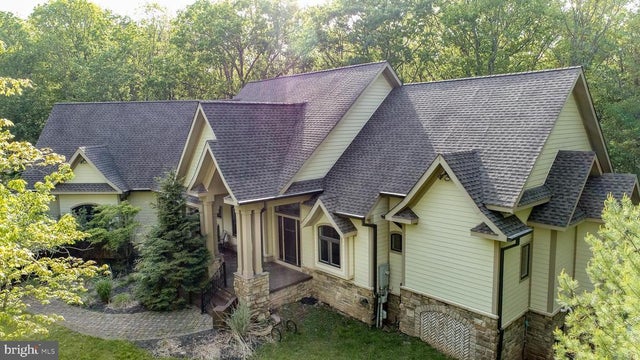 386 Hines Dr, Swanton