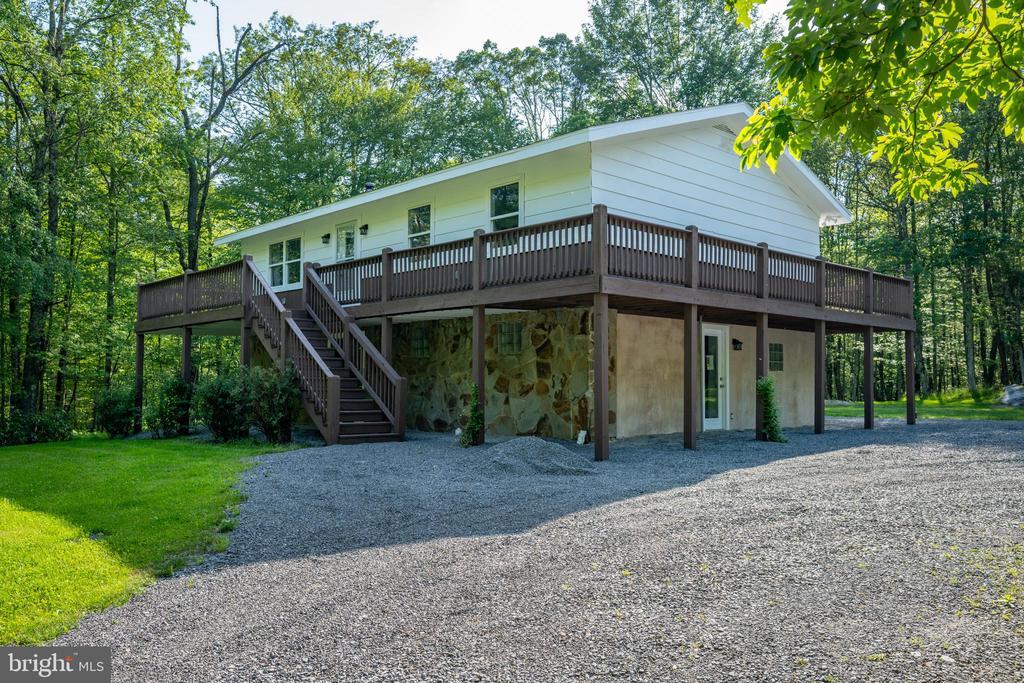 17 Driftwood Ln, OAKLAND