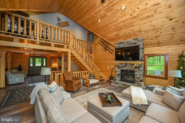 90 Biltmore Ridge Trl, Mc Henry