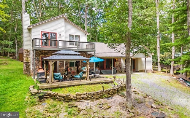 495 White Oak Dr, Swanton