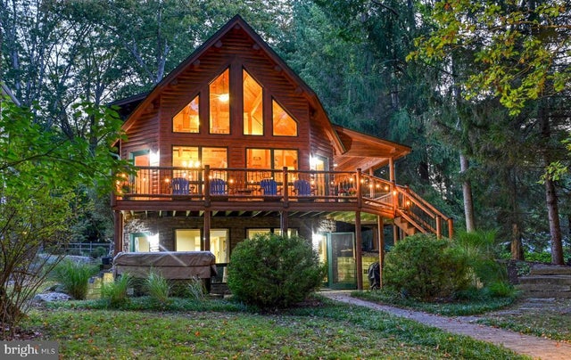 272 Mccomas Beach Ter, Oakland