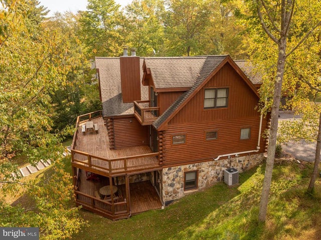 294 N Shoreline Dr, Swanton