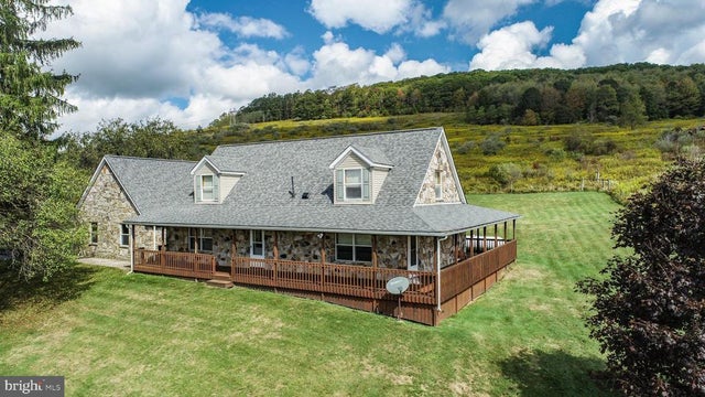 5024 Cranesville Rd, Oakland