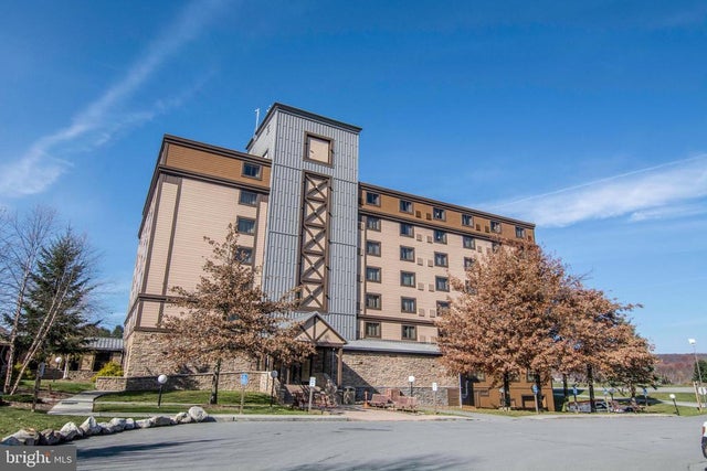 290 Marsh Hill Rd #404g, Mc Henry