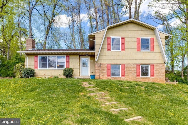 1701 Ingleside Rd, Forest Hill