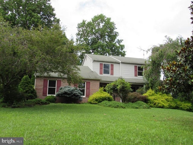 403 Woodridge Ct, Fallston