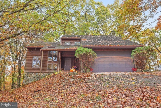 1033 Taylor Rd, Street