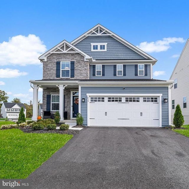 839 Leni Way, Aberdeen