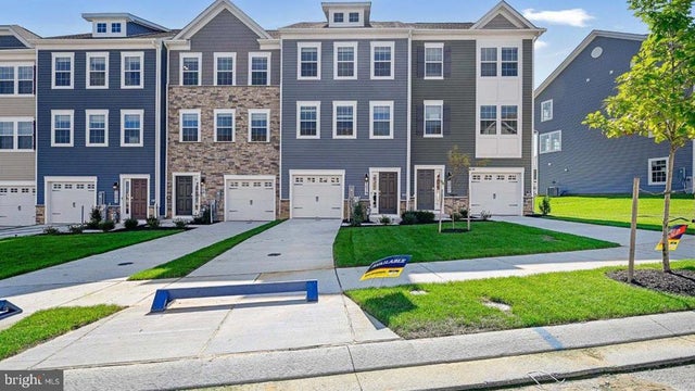 355 Hackley Dr, Joppa