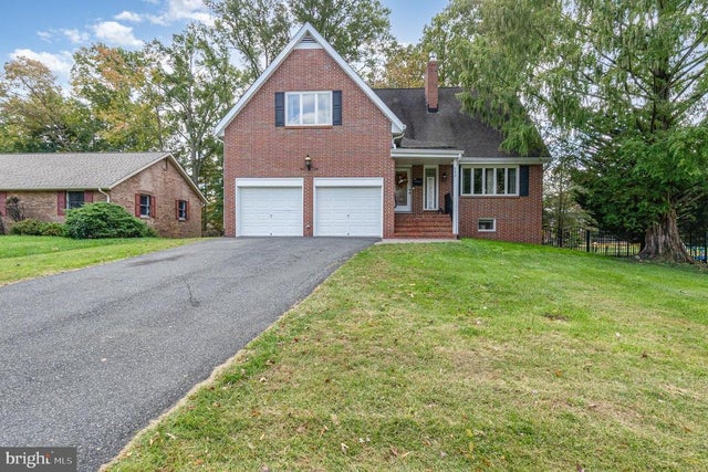 642 Westwood Dr, Aberdeen