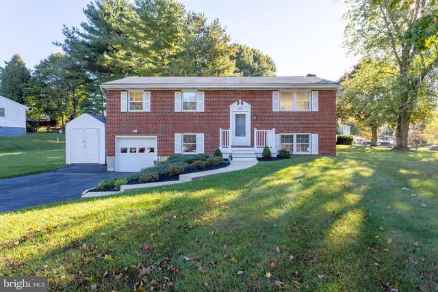 1615 Samantha Dr, Forest Hill